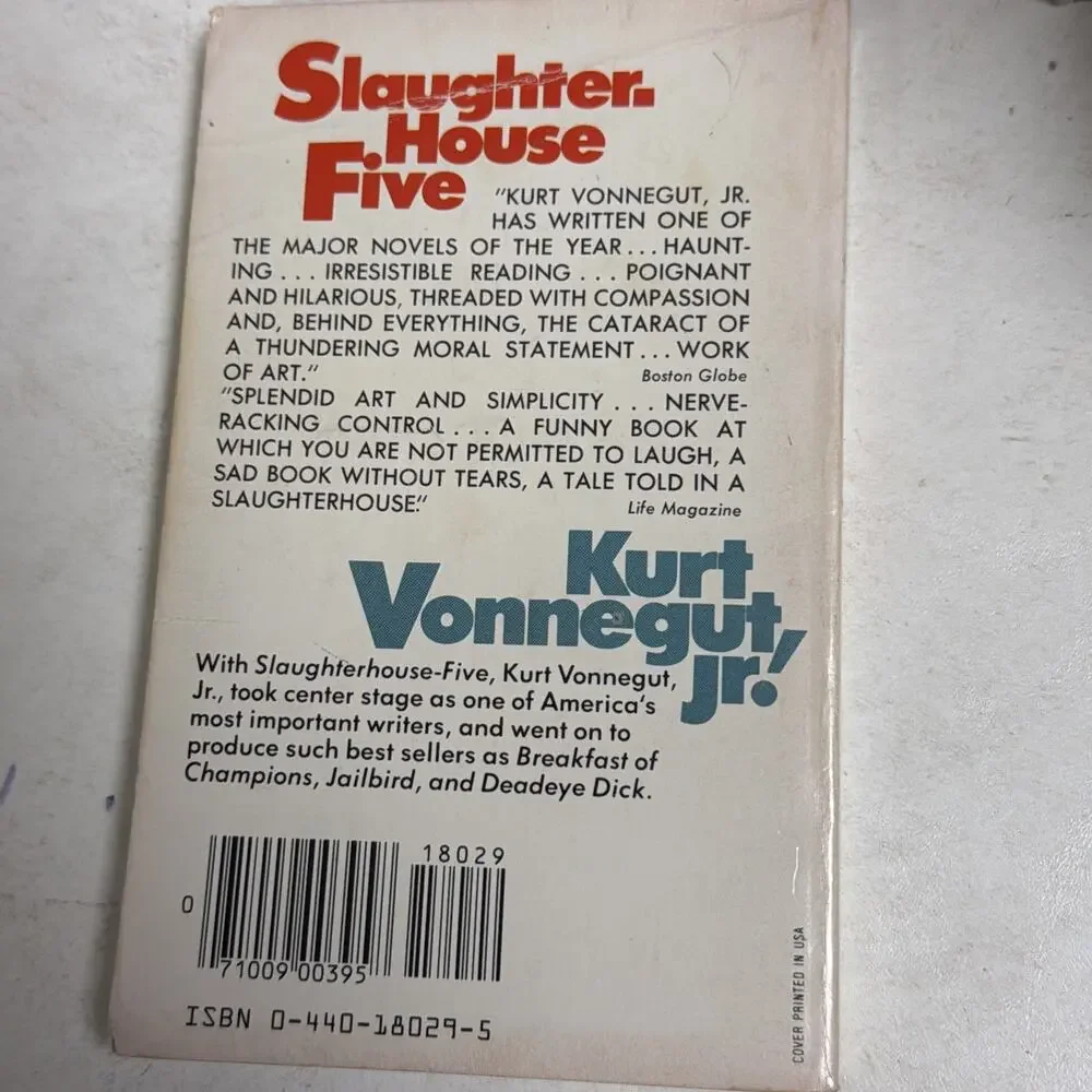 Slaughter House Five‎ By Kurt Vonnegut Jr Dell 1985